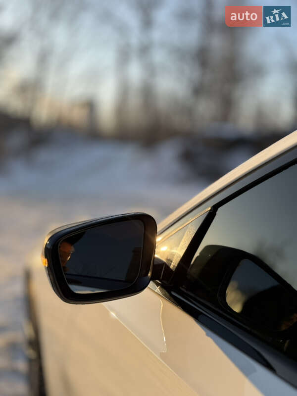 Седан BMW 3 Series 2020 в Киеве