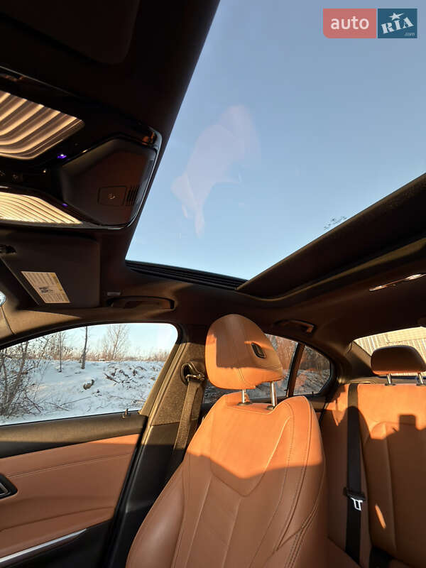 Седан BMW 3 Series 2020 в Киеве