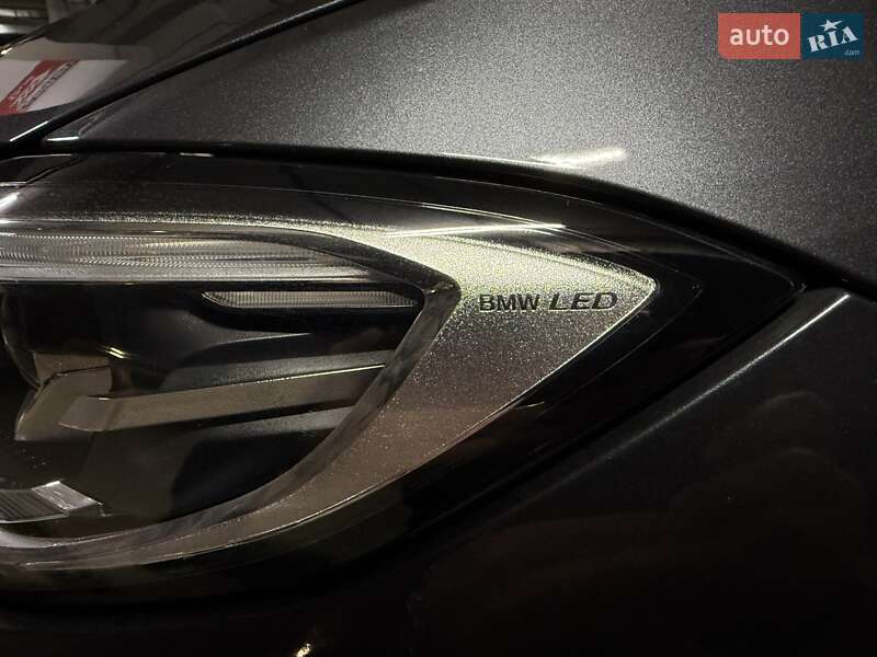 Седан BMW 3 Series 2019 в Киеве