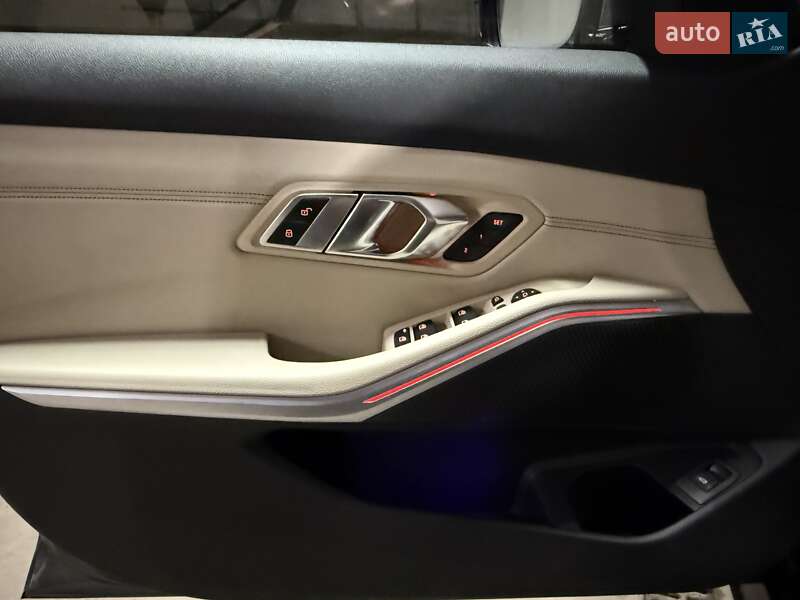 Седан BMW 3 Series 2019 в Киеве