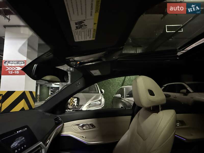 Седан BMW 3 Series 2019 в Киеве