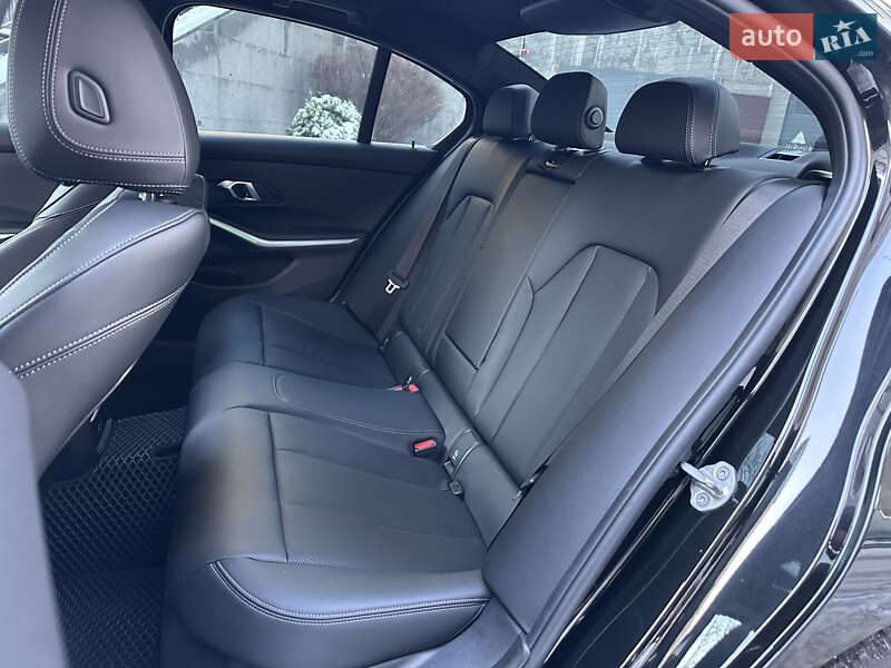 Седан BMW 3 Series 2024 в Виннице