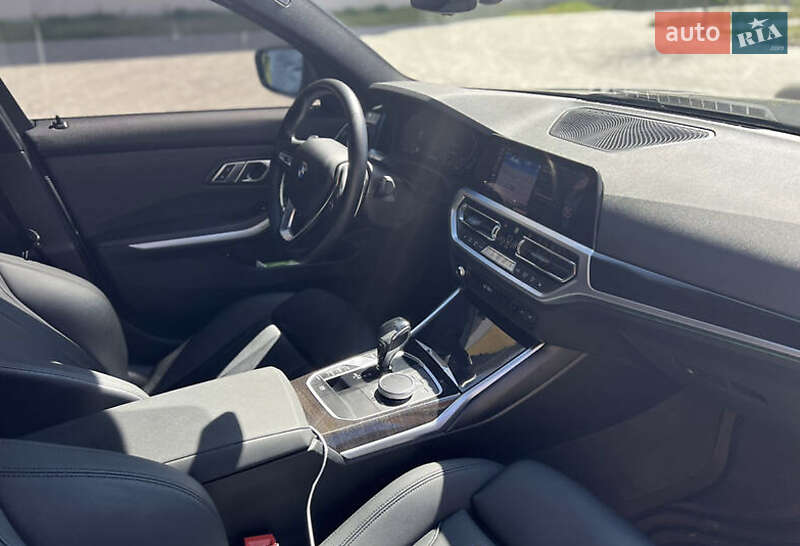 Седан BMW 3 Series 2019 в Львове фото 10 Седан BMW 3 Series 2019 в Львове