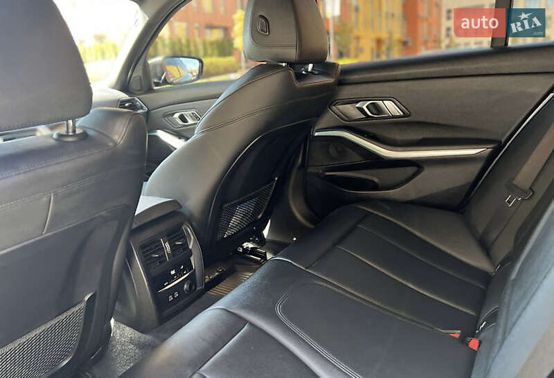 Седан BMW 3 Series 2019 в Львове фото 17 Седан BMW 3 Series 2019 в Львове