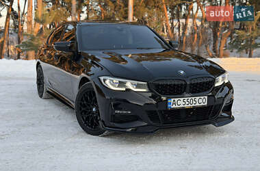 Седан BMW 3 Series 2019 в Киеве