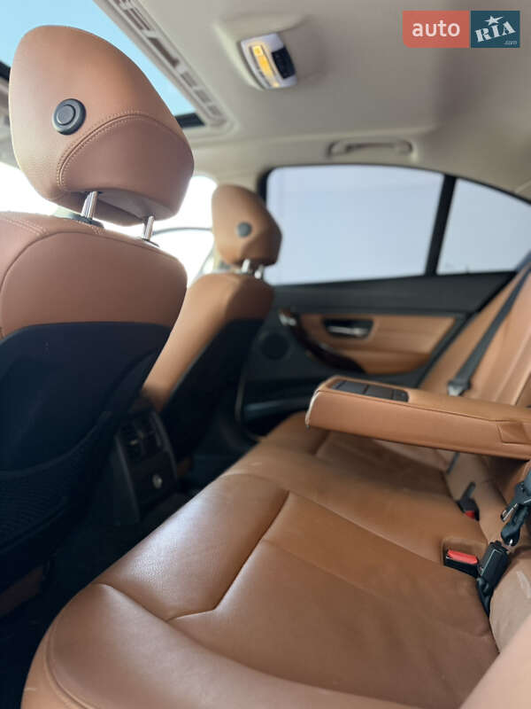 Седан BMW 3 Series 2013 в Киеве
