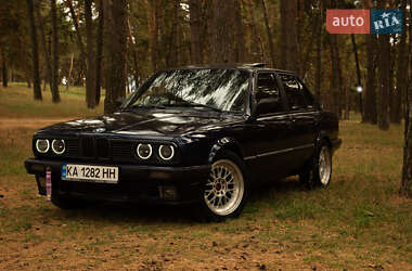 Седан BMW 3 Series 1986 в Сумах