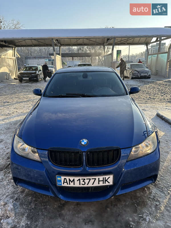 BMW 3 Series 2005