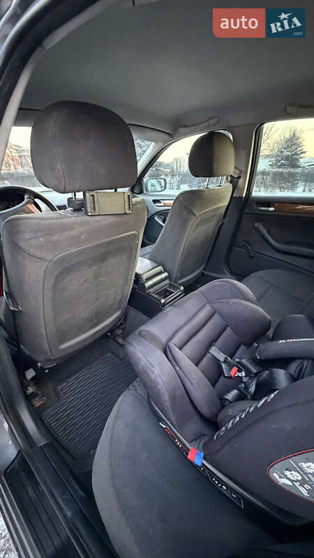 Седан BMW 3 Series 2000 в Каменском