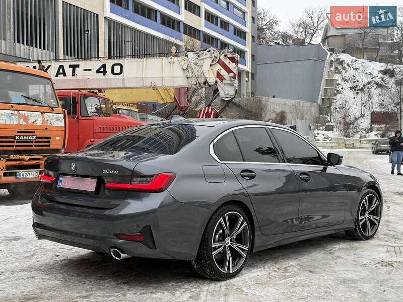 Седан BMW 3 Series 2021 в Киеве