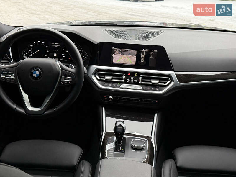 Седан BMW 3 Series 2021 в Киеве