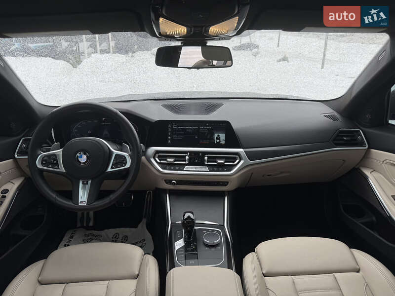 Седан BMW 3 Series 2021 в Львове