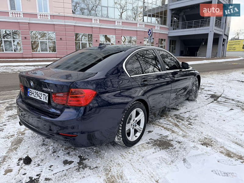 Седан BMW 3 Series 2014 в Одессе