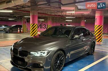 Седан BMW 3 Series 2017 в Луцьку