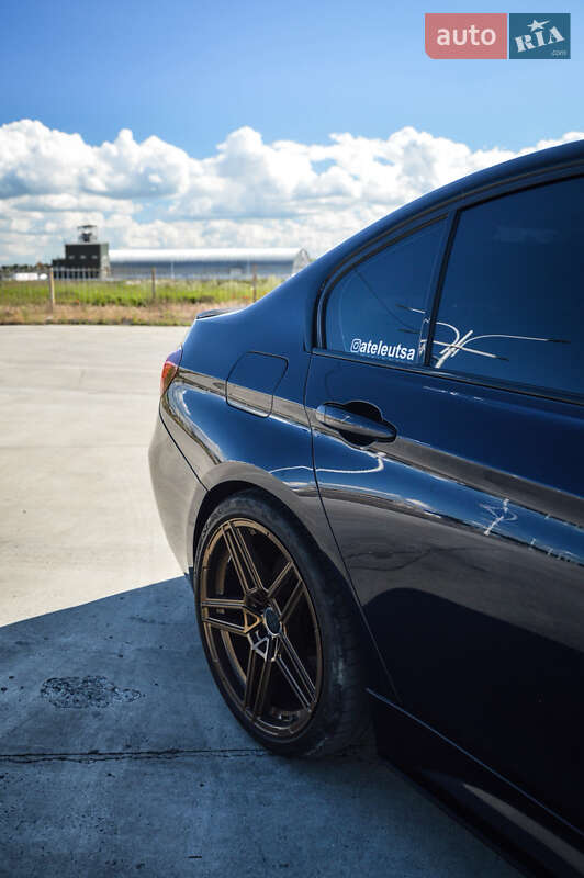 Седан BMW 3 Series 2012 в Одессе