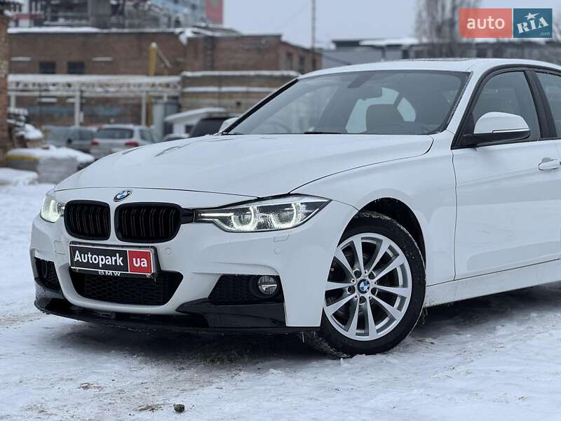 Седан BMW 3 Series 2016 в Киеве
