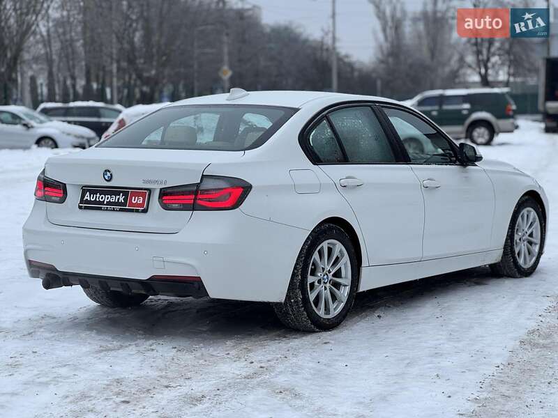 Седан BMW 3 Series 2016 в Киеве