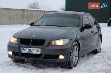 Седан BMW 3 Series 2006 в Кременці