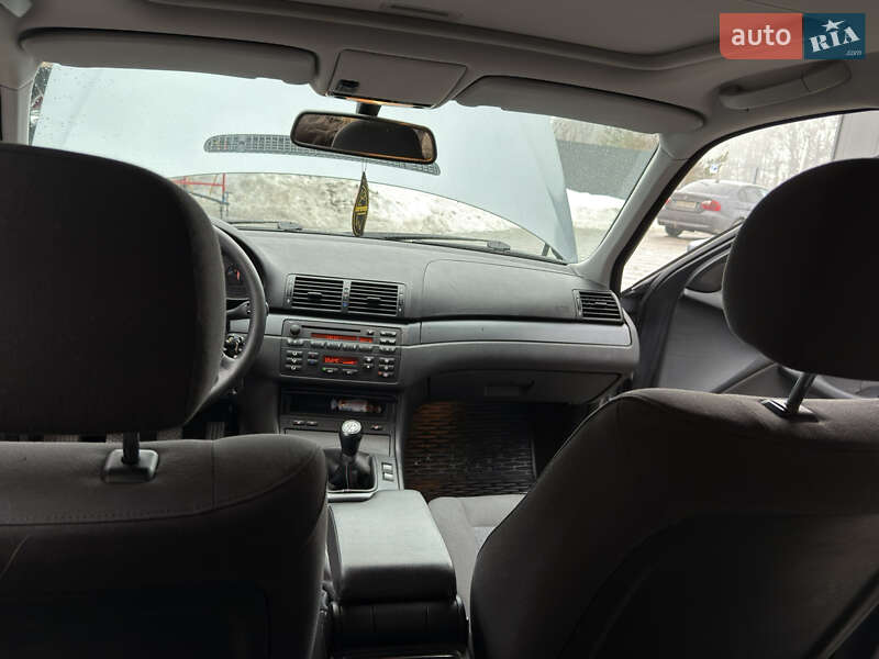 Универсал BMW 3 Series 2005 в Городке
