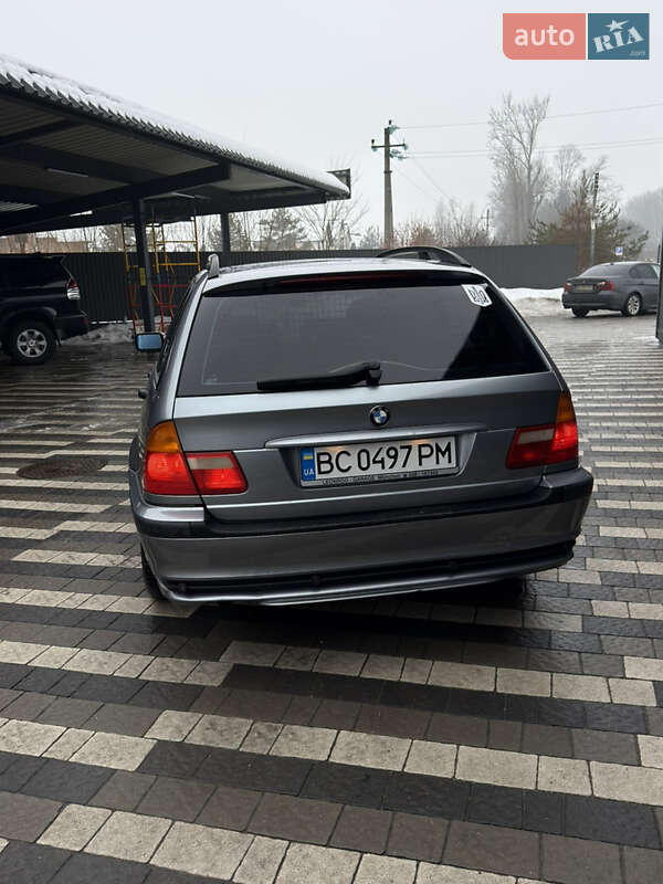 Универсал BMW 3 Series 2005 в Городке