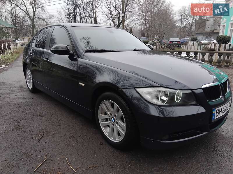 Седан BMW 3 Series 2007 в Черноморске