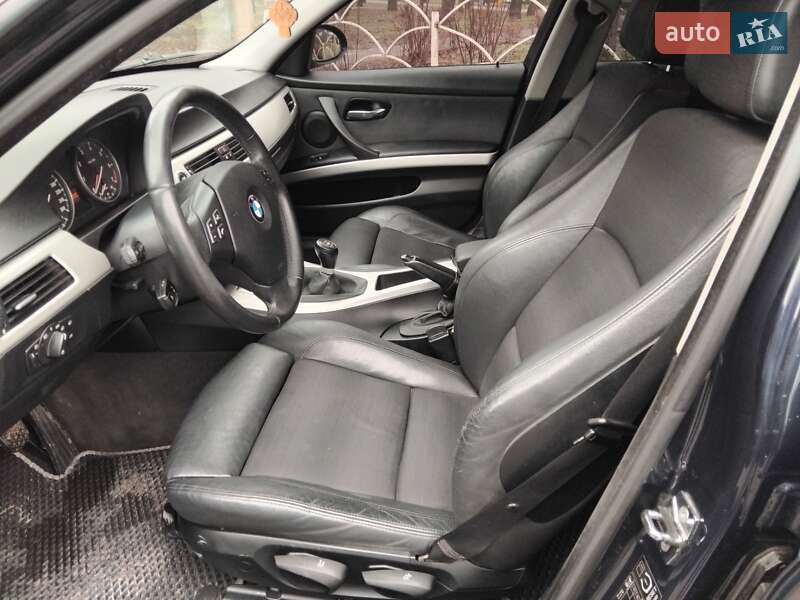 Седан BMW 3 Series 2007 в Черноморске