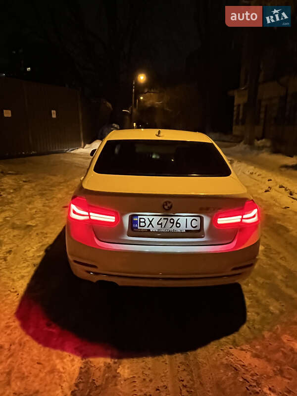 Седан BMW 3 Series 2017 в Киеве