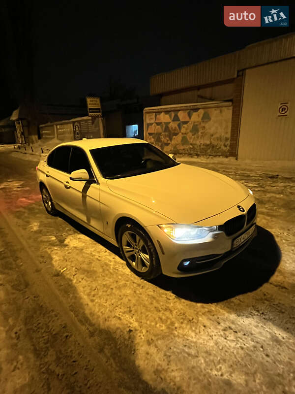 Седан BMW 3 Series 2017 в Киеве