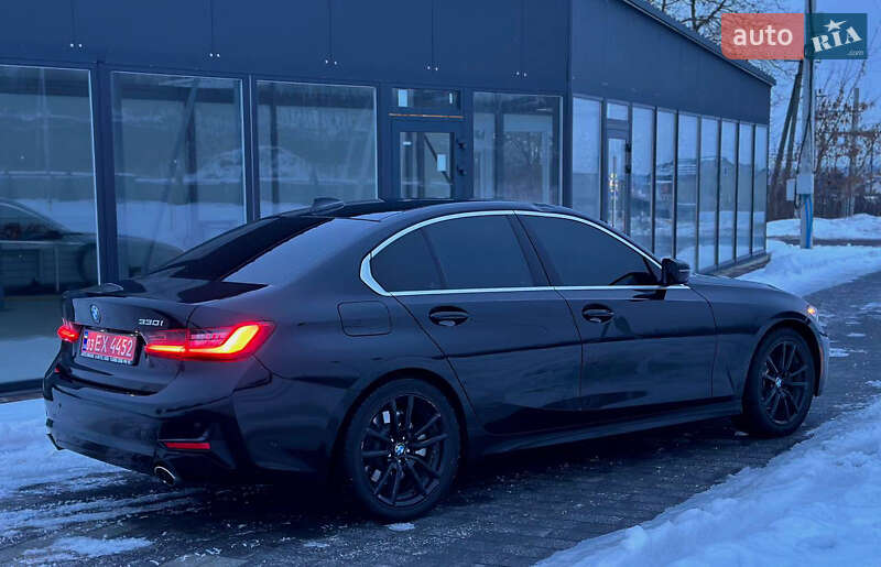 Седан BMW 3 Series 2020 в Львове
