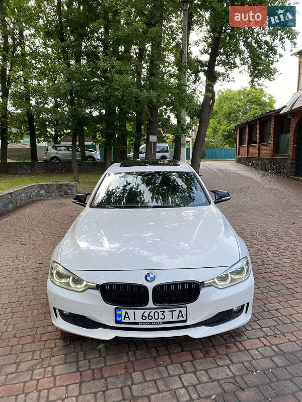 Седан BMW 3 Series 2014 в Буче