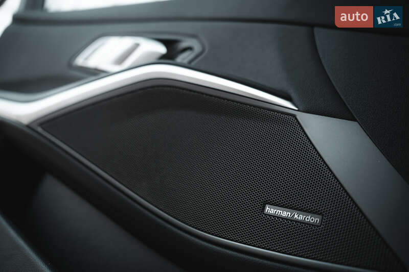 Седан BMW 3 Series 2020 в Киеве