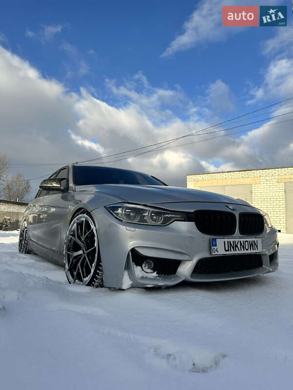 Седан BMW 3 Series 2012 в Кременчуге