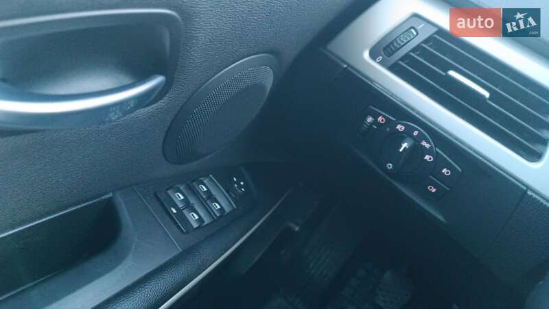 Универсал BMW 3 Series 2005 в Сарнах фото 101 Универсал BMW 3 Series 2005 в Сарнах