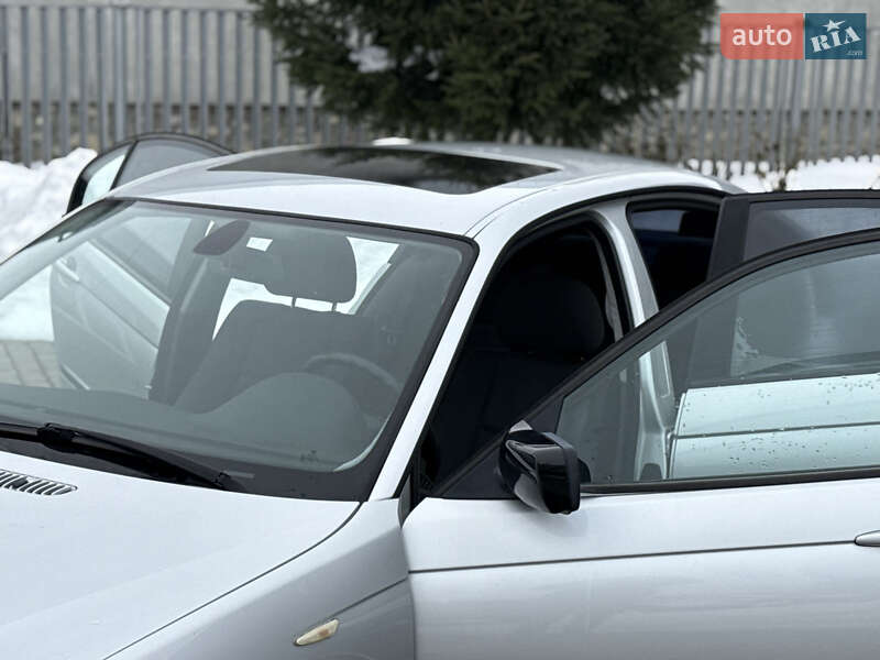 Седан BMW 3 Series 2004 в Тернополе