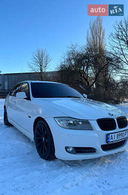 Седан BMW 3 Series 2011 в Ракитном