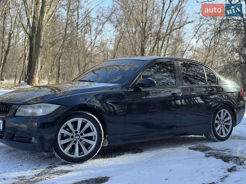 Седан BMW 3 Series 2009 в Полтаве