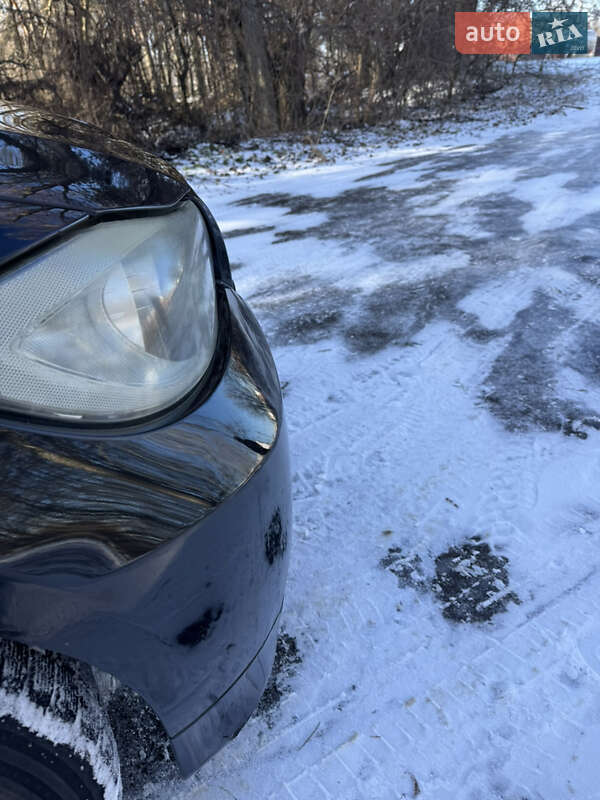 Седан BMW 3 Series 2009 в Полтаве