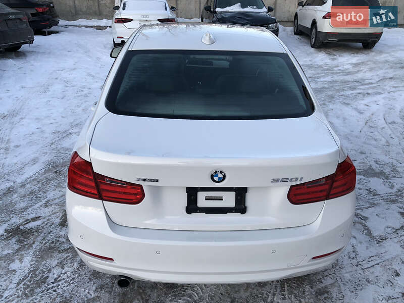 Седан BMW 3 Series 2014 в Ирпене