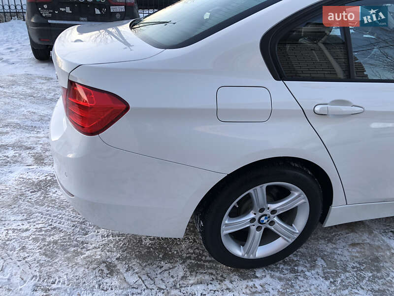 Седан BMW 3 Series 2014 в Ирпене