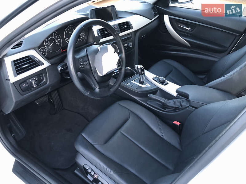 Седан BMW 3 Series 2014 в Ирпене