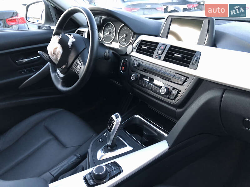 Седан BMW 3 Series 2014 в Ирпене