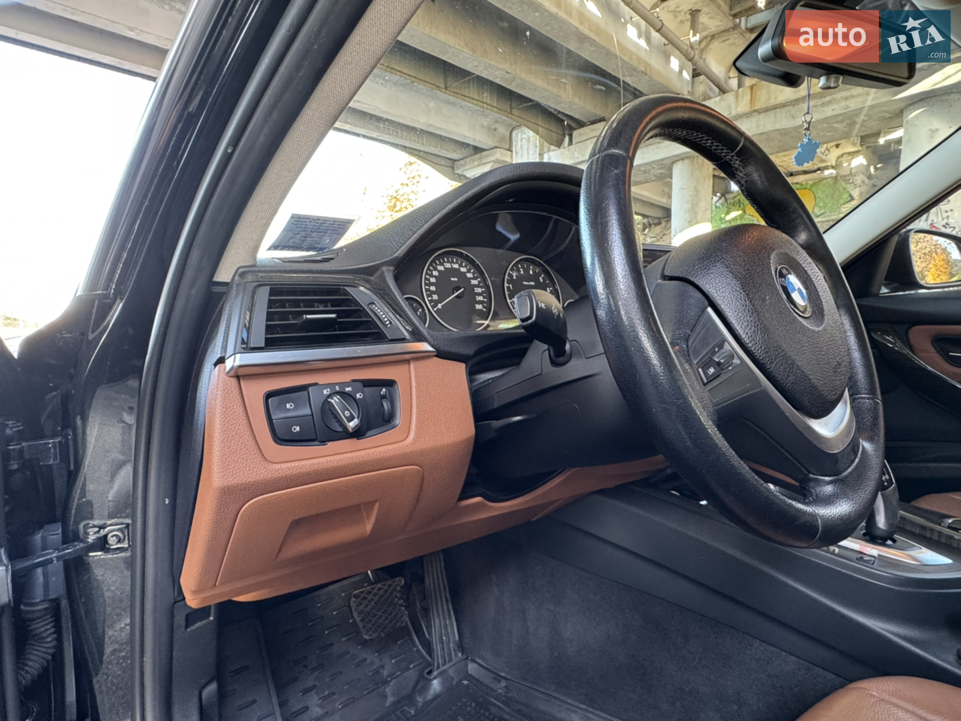 2012 BMW 3er - мініатюра 13