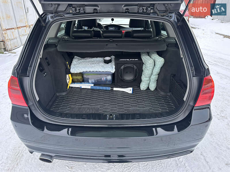 Универсал BMW 3 Series 2008 в Киеве