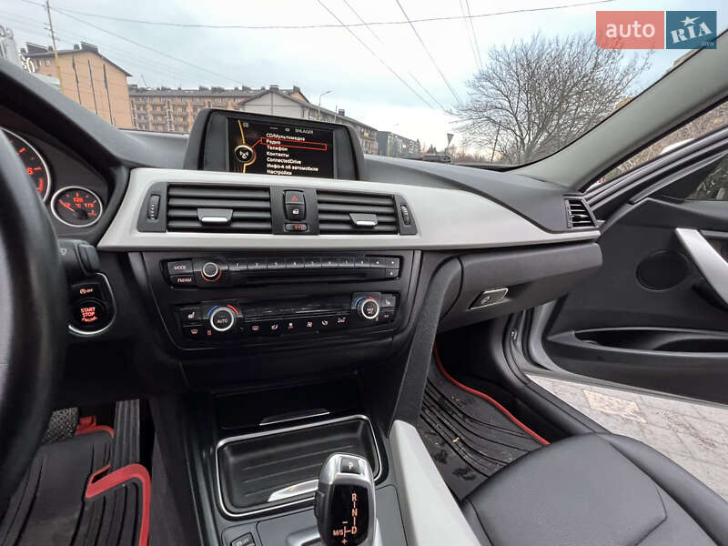 Седан BMW 3 Series 2013 в Ужгороде
