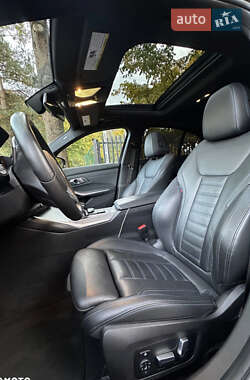 Седан BMW 3 Series 2020 в Черновцах