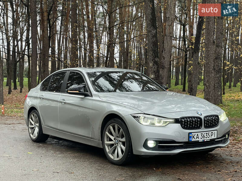 Седан BMW 3 Series 2016 в Киеве