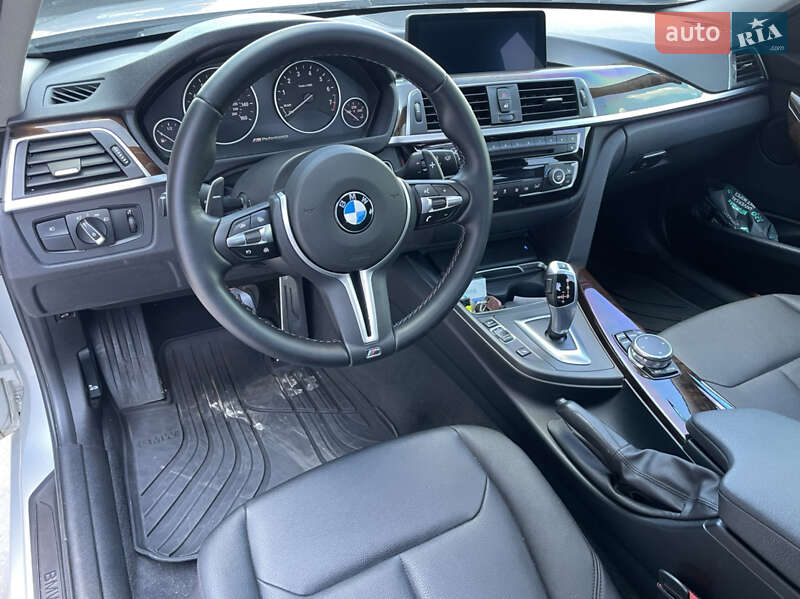 Седан BMW 3 Series 2016 в Киеве