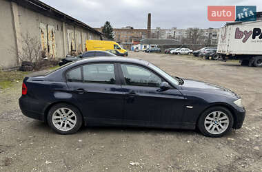 Седан BMW 3 Series 2006 в Волочиске