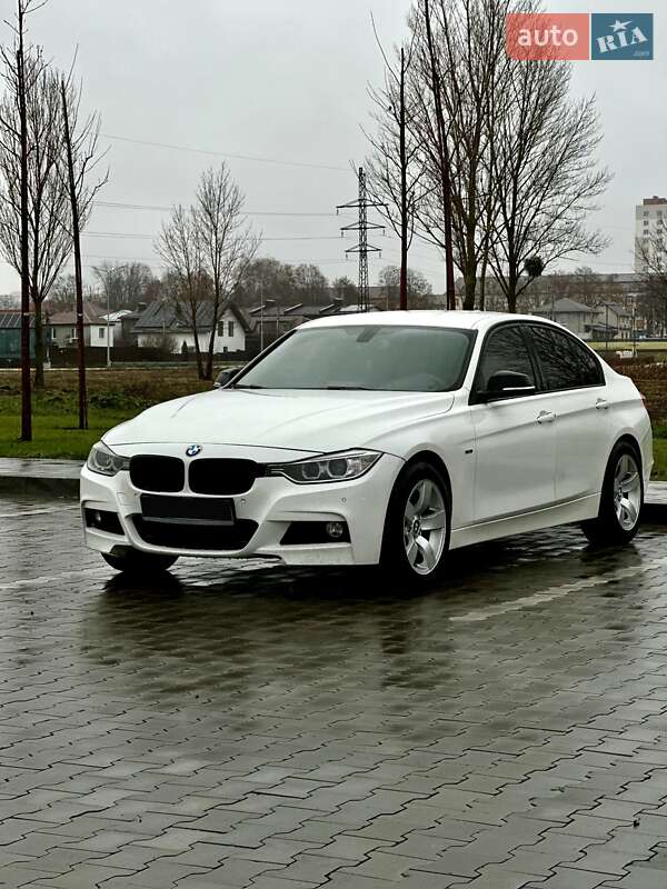 Седан BMW 3 Series 2013 в Ирпене