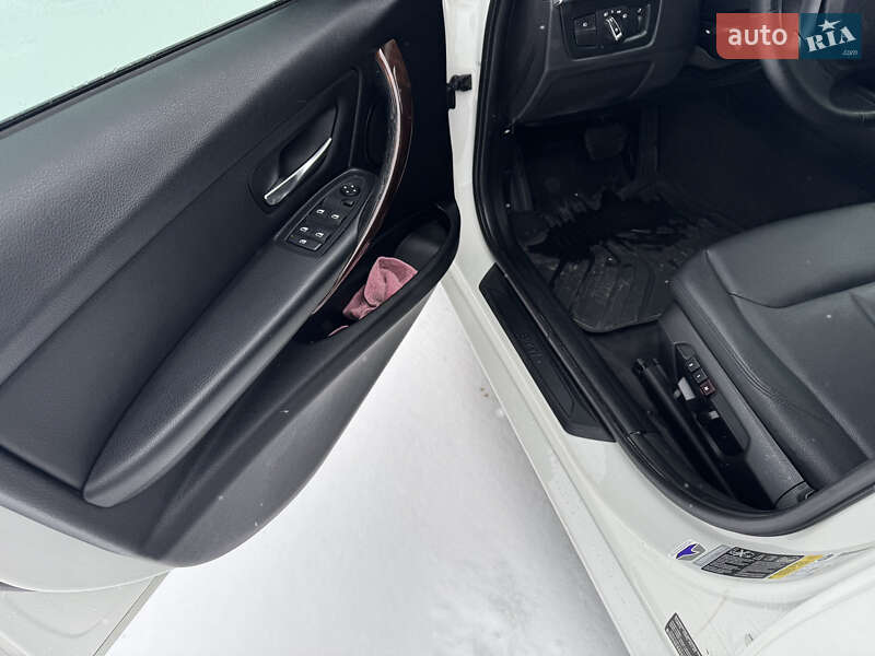 Седан BMW 3 Series 2012 в Киеве фото 22 Седан BMW 3 Series 2012 в Киеве